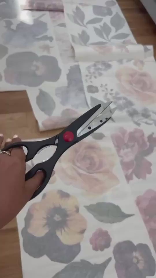 Load video: Video tutorial — how to apply blushing peonies wall decals