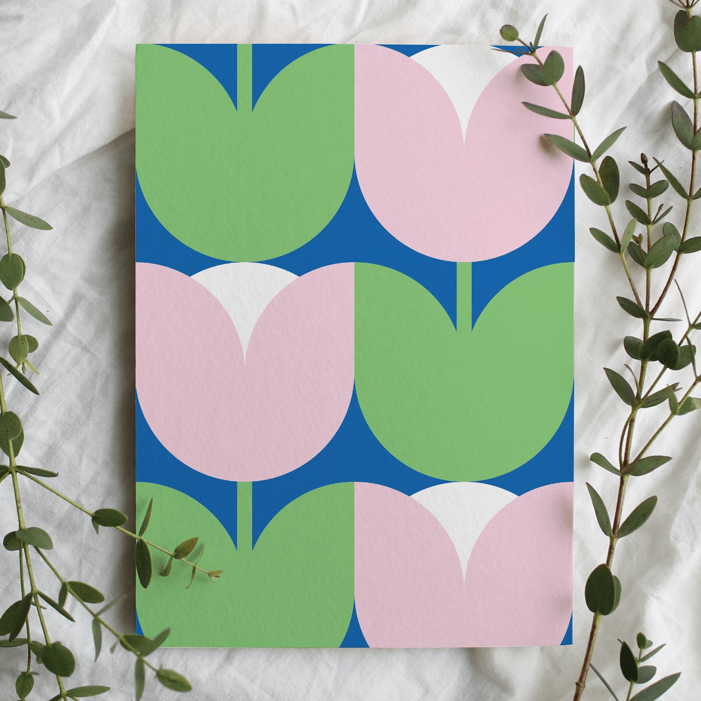 Tulip Kisses Wallpaper