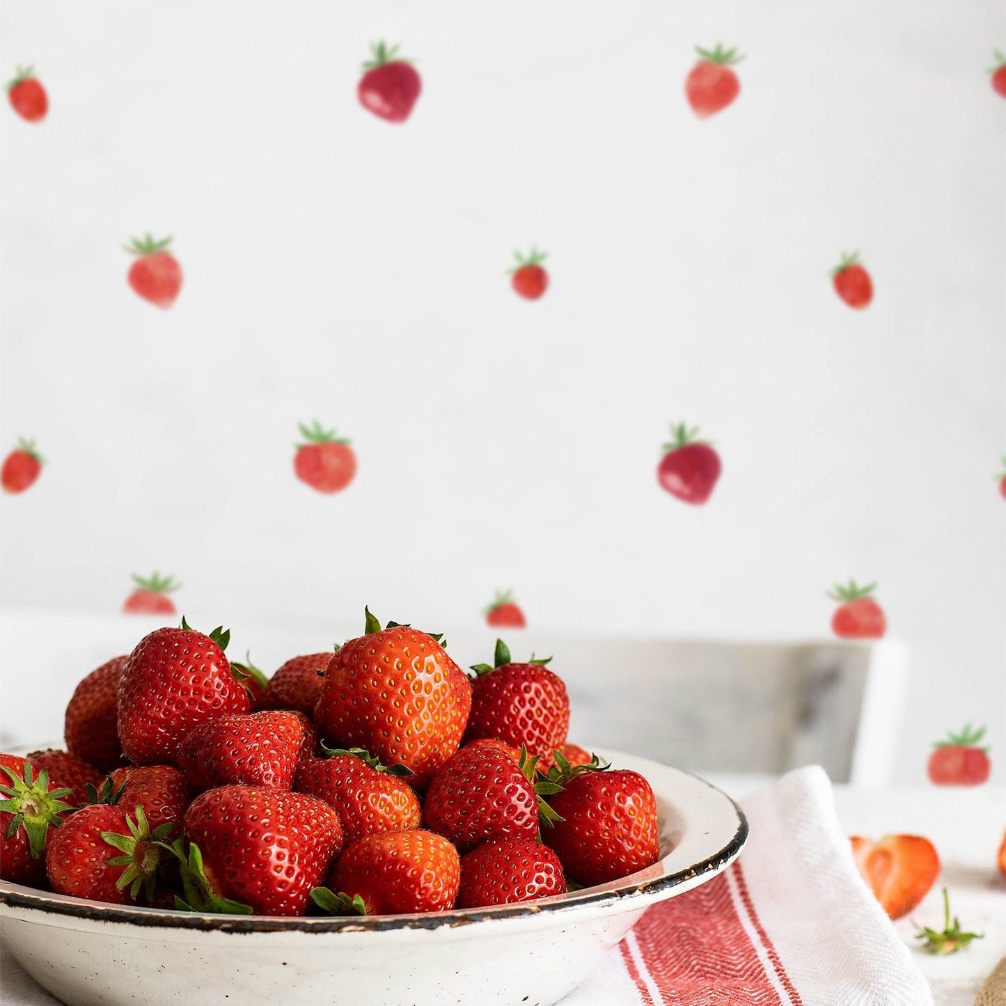 strawberry-wall-decals_fruit-wall-decals